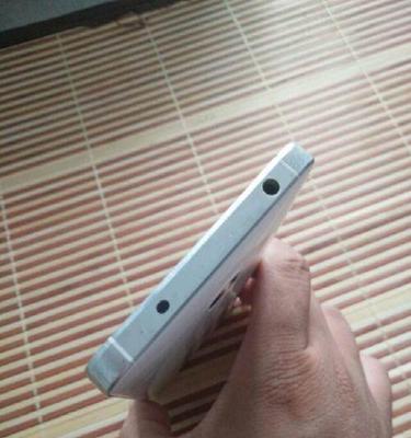 小米三使用4G卡的影响（探讨小米三使用4G卡对用户体验的影响）-第2张图片-数科之翼