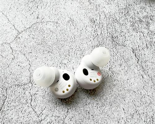 探讨索尼入耳耳机的音质和舒适度（索尼入耳耳机）-第3张图片-数科之翼