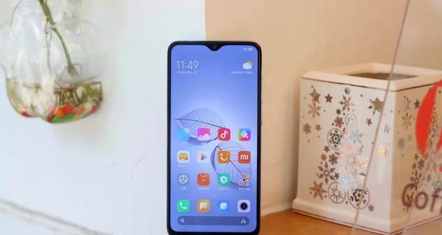 华为Nova8的全面评测（性能超群、拍照出色、外观精致——华为Nova8不容错过）-第2张图片-数科之翼