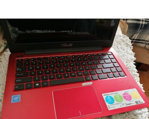 华硕R417性能评测（深入探究华硕R417的性能表现，解析其优势与不足）-第2张图片-数科之翼