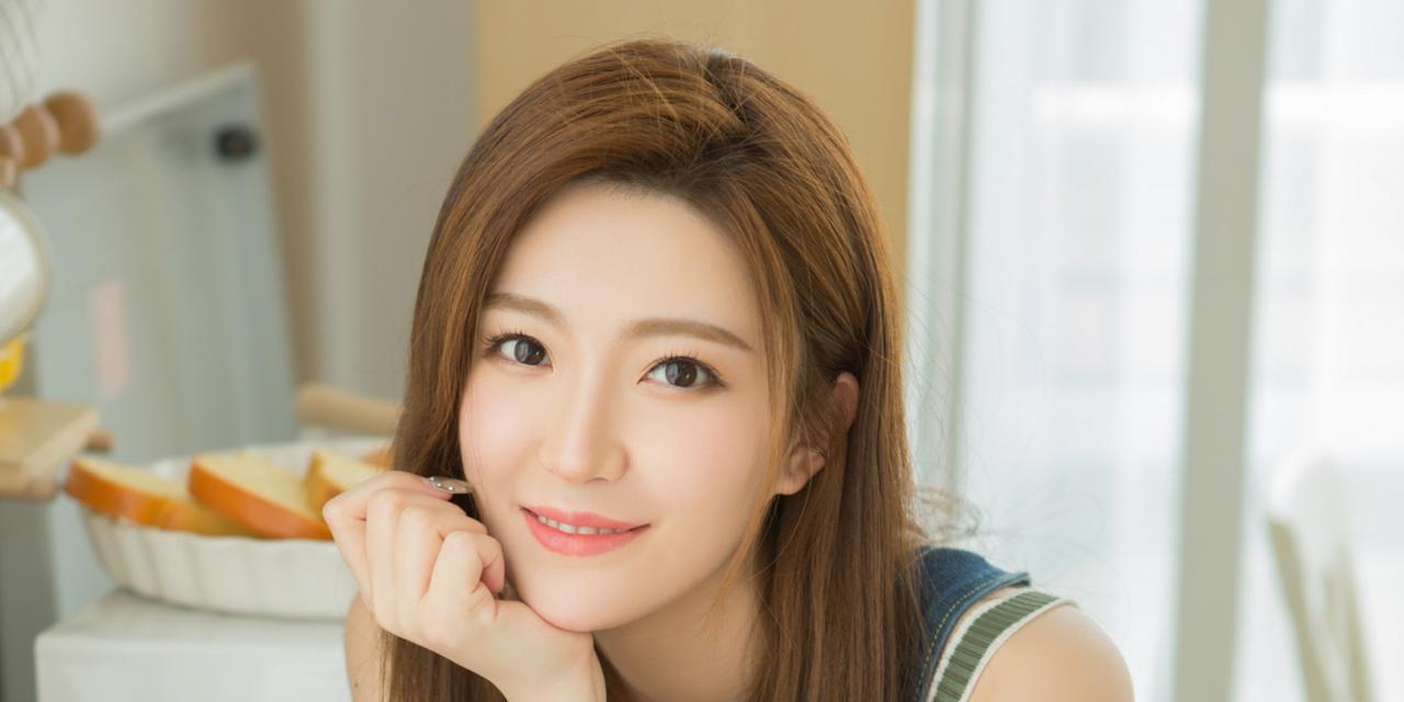 电脑屏保美女拍照教程（让你的电脑屏幕充满美丽与魅力）-第2张图片-数科之翼